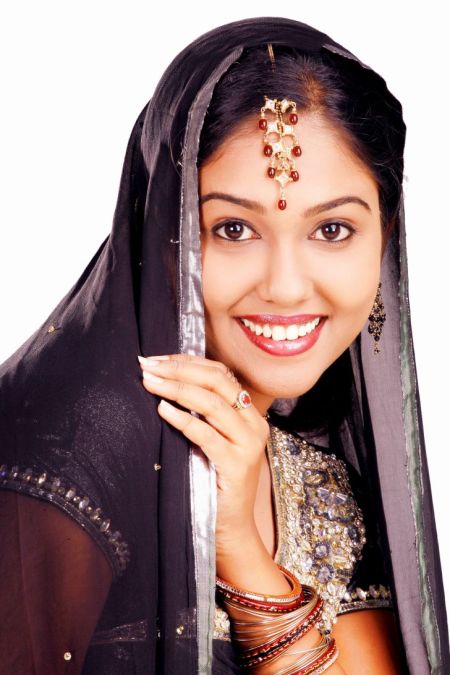 Actress Sushma Prakash New Photo Shoot Images (14)
