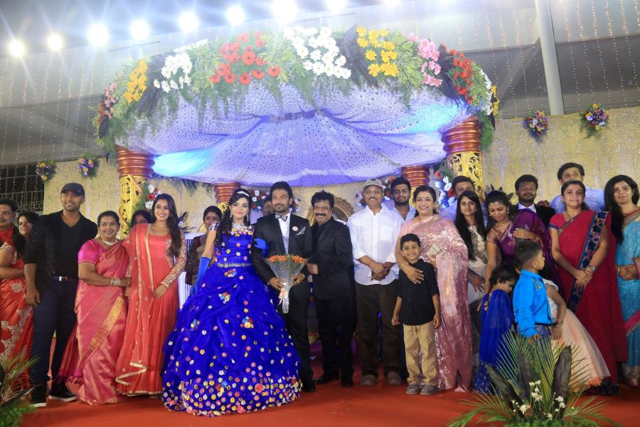 Director R Pandiarajan Son Prithvirajan Wedding Reception Stills (14)
