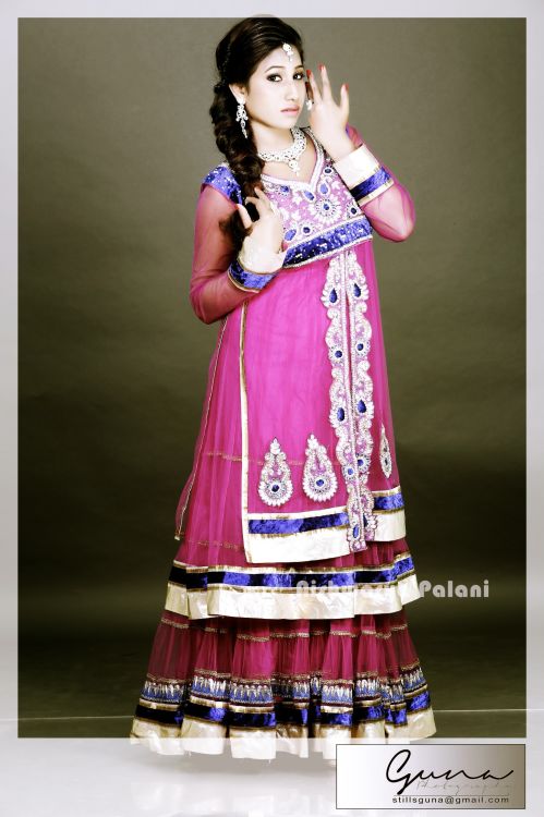 Actress Aishwarya Palani Photoshoot Pics (1)