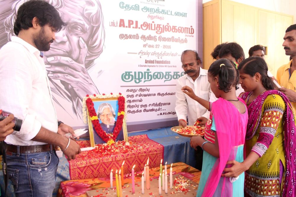Dr. APJ.AbdulKalam's First Memorial Day Event at Vishal 's Devi Social Trust Stills (12)