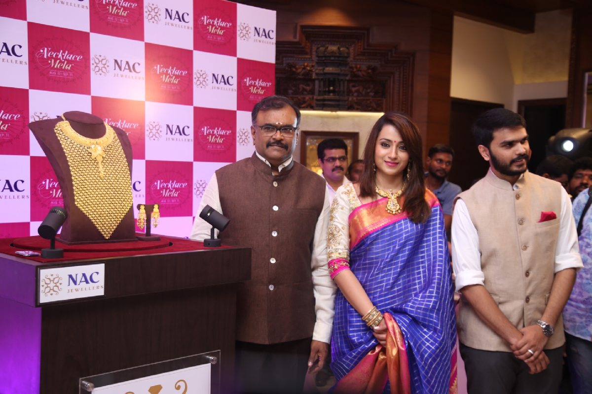 Trisha Krishnan Launches NAC's Signature 1KG Gold Necklace Pics (3)