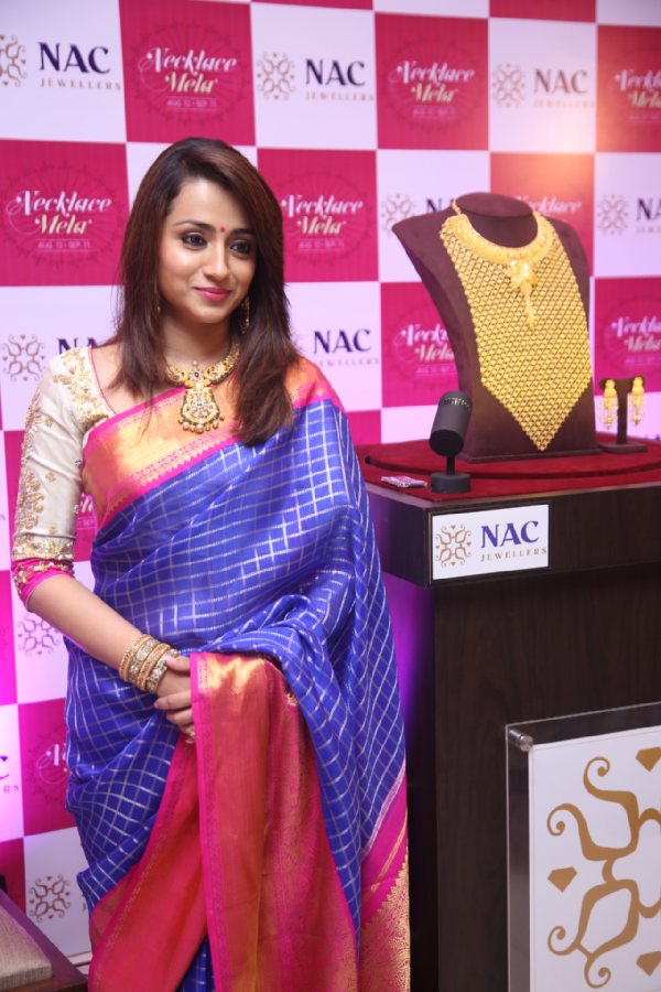 Trisha Krishnan Launches NAC's Signature 1KG Gold Necklace Pics (8)