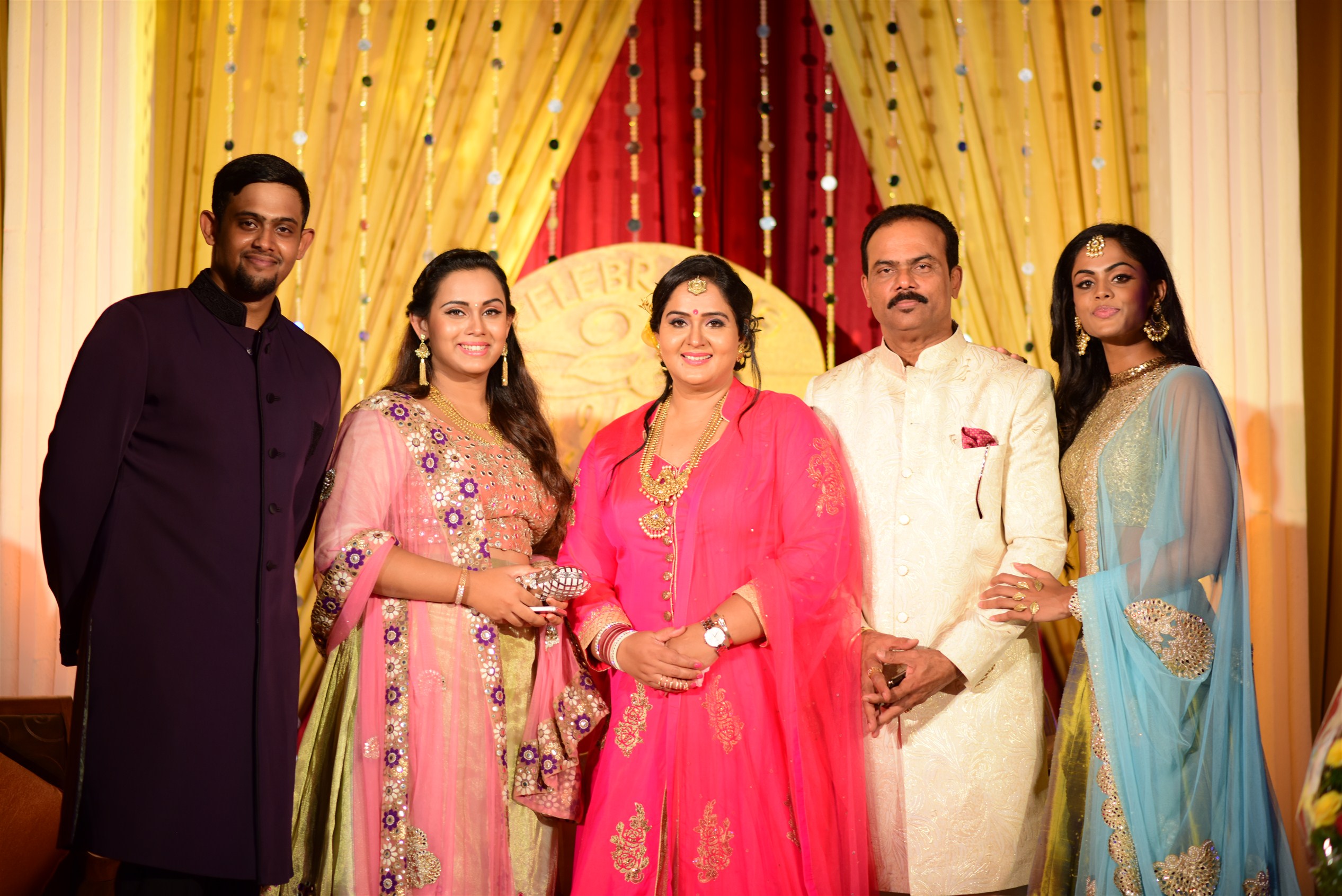 Actress Radha 25th year Wedding Anniversary Pics (17)