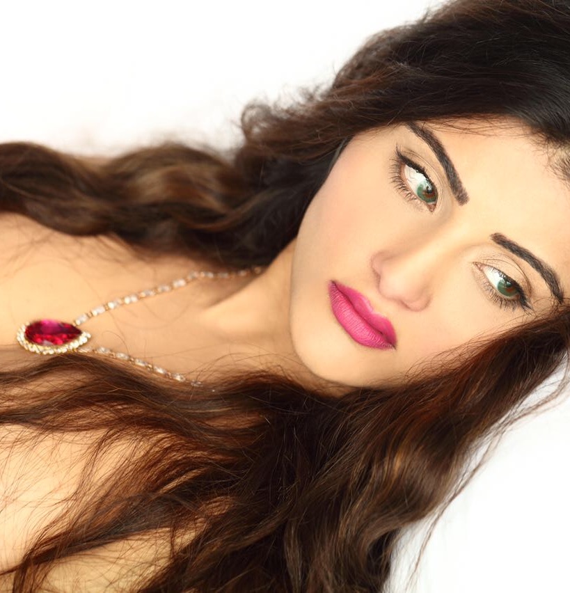 Actress Aqsa Bhat Photoshoot Stills (1)