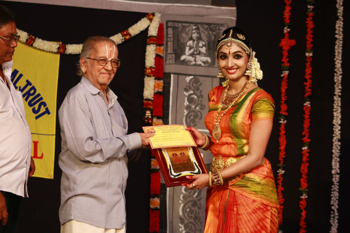 Actress Utthara Unni's Bharathanatyam Recital Event Stills (18)