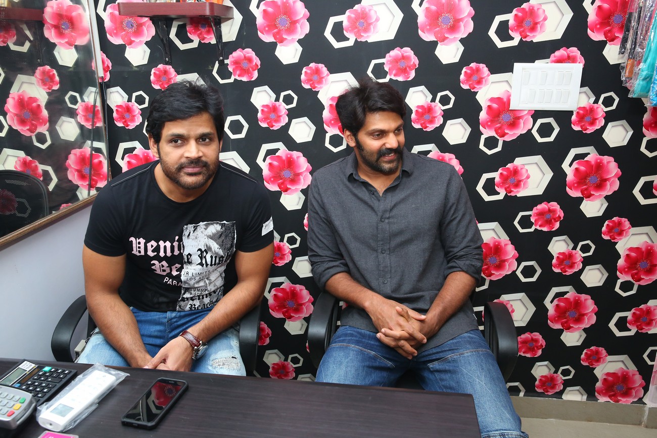 Actor Arya & Shaam Launches 'Pink Designers' Boutique Photos (26)