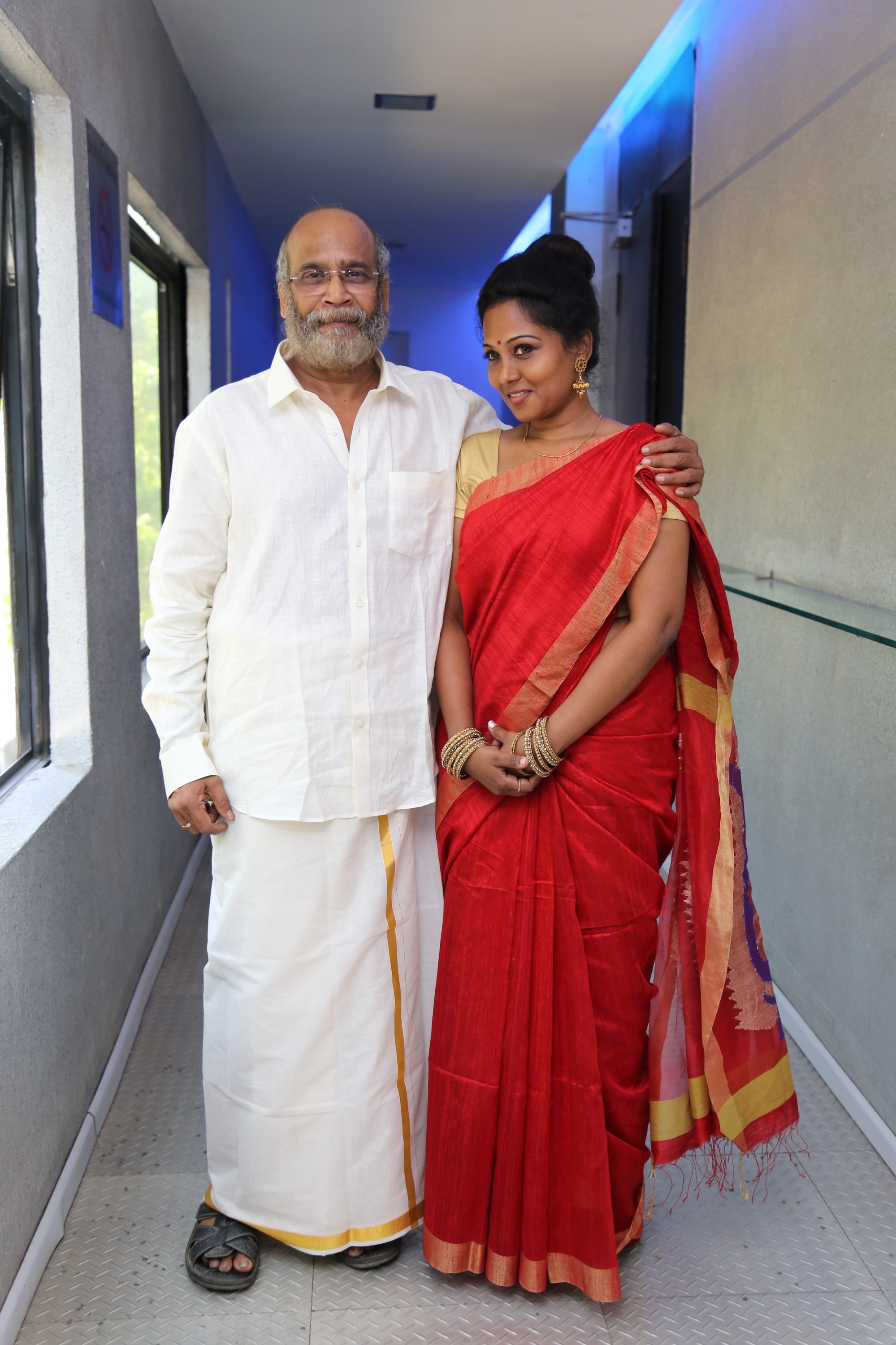 Velu Prabhakaran Weds Shirley Das Photos (6)