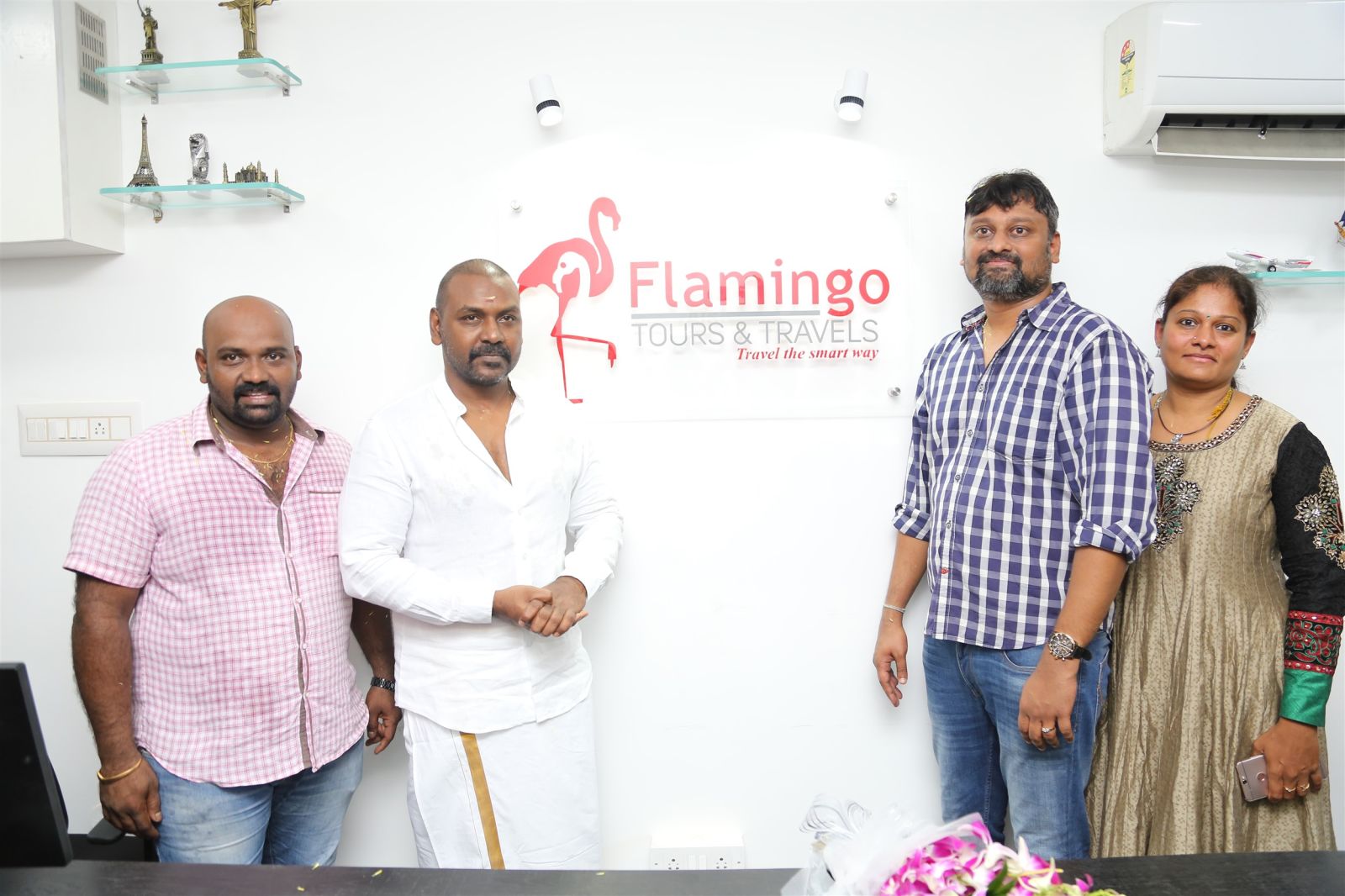 Actor Raghava Lawrence Inaugurated Flamingo Tour & Travels Photos (8)