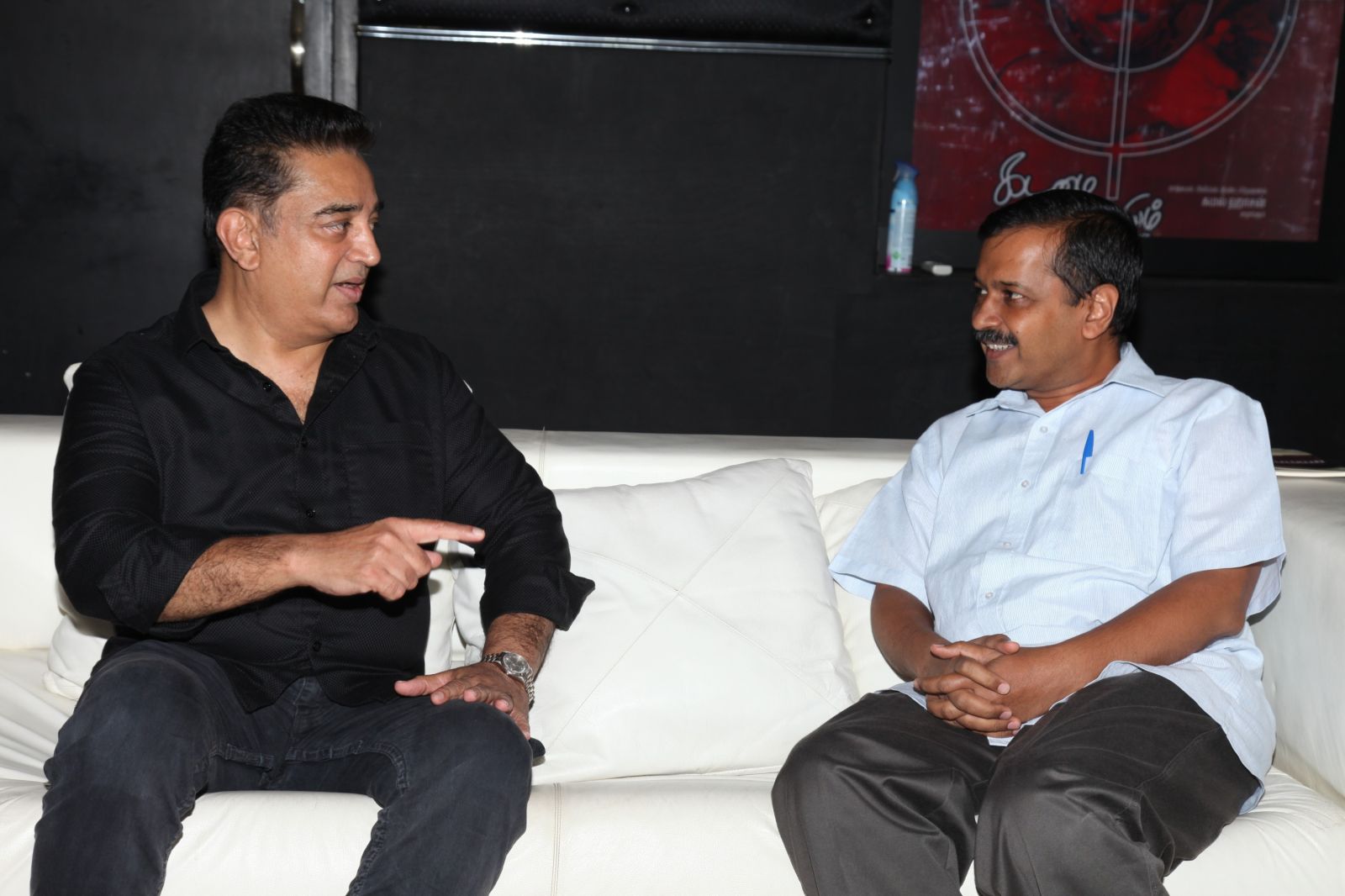 Kamal Haasan With Delhi CM Photos (14)