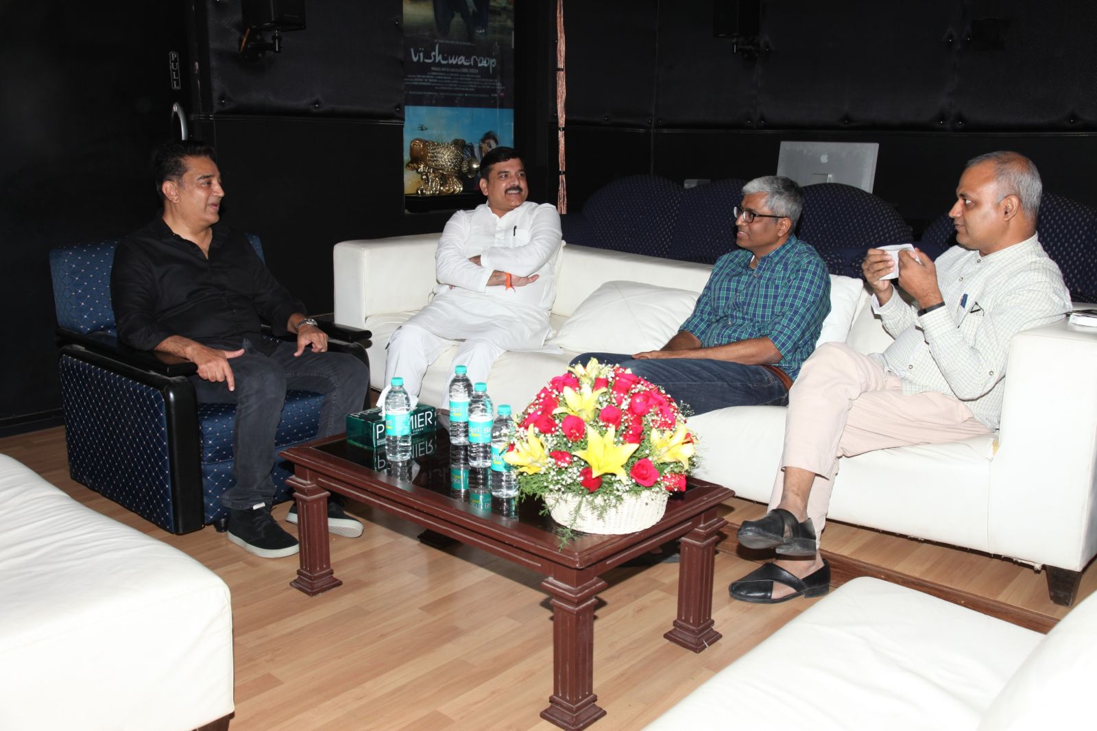 Kamal Haasan With Delhi CM Photos (16)