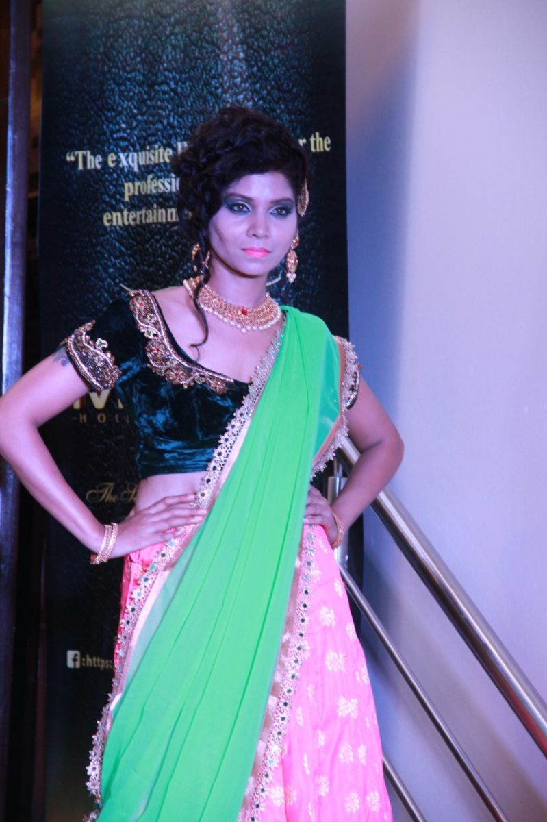 Celebrities at ChillBreeze Presents Indian Ethinic Fashion Show Photos (46)