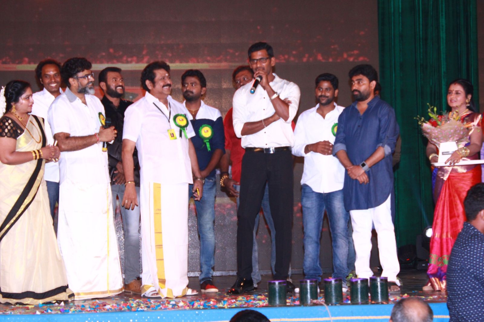 Actor Vishal at Small Screen Actors Association In 15th Year Function Photos (14)
