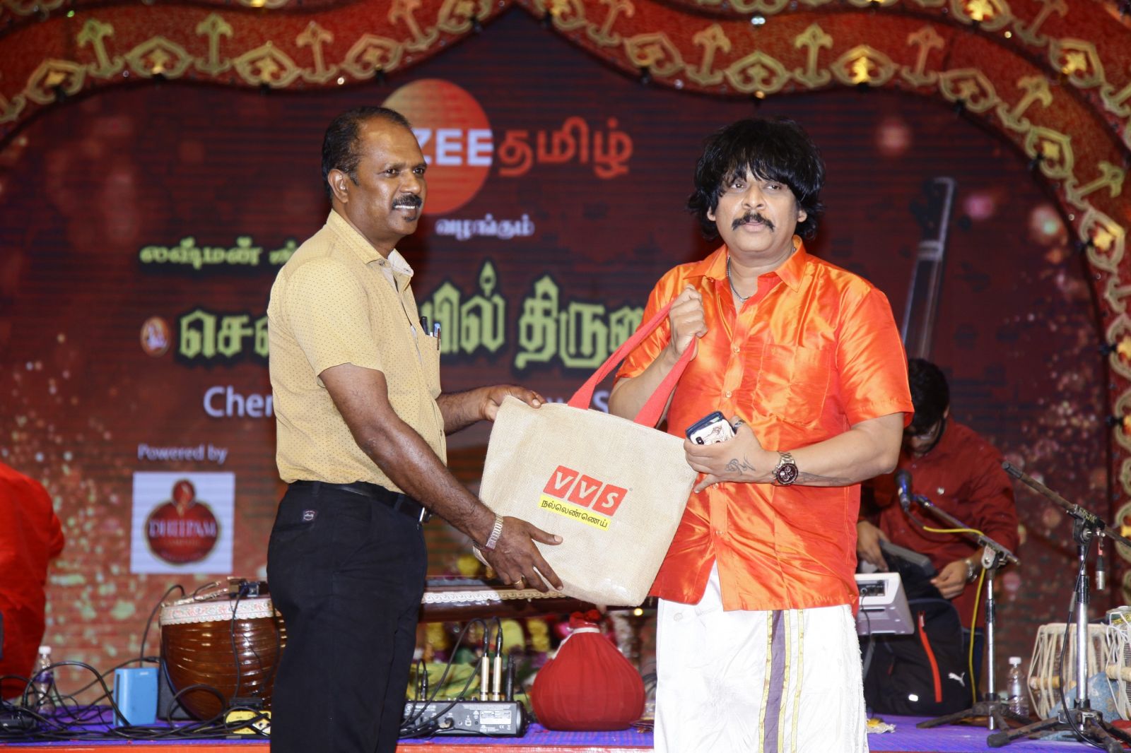 Chennaiyil Thiruvaiyaru Season 13 Day 1 (18th December) Stills (8)