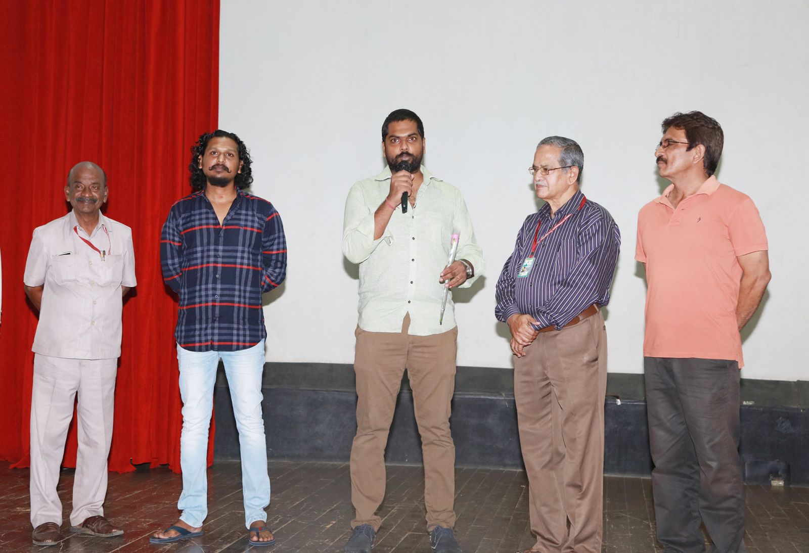 Magalir Mattum Team at 15th Chennai International Film Festival (7)