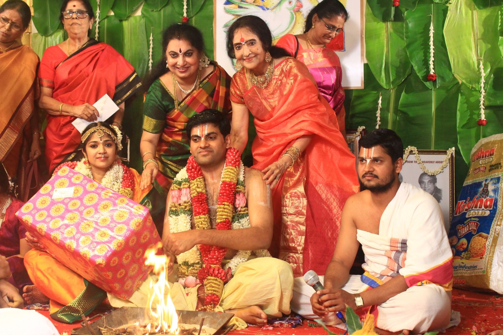 Actor YGee Mahendra's Son Harshavardhana - Shwetha Wedding Pics (7)